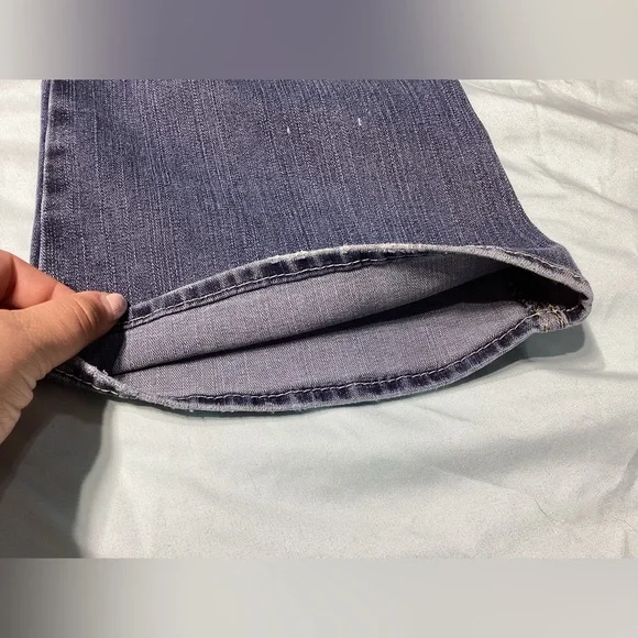 Silver Jeans Aiko Bootcut Medium Wash Size 27X31 (US 4) - Picture 7 of 15